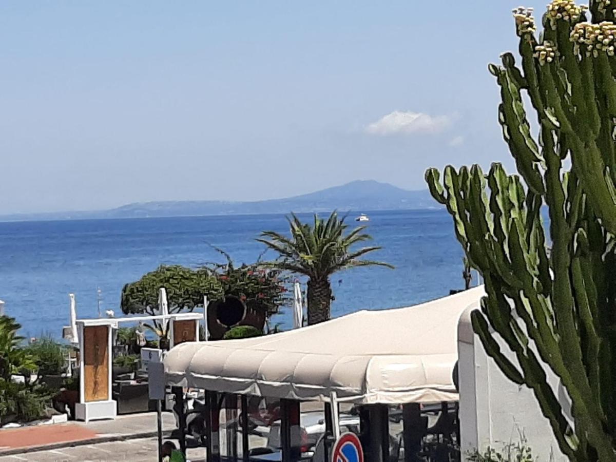 La Terrazza Dell^Ippocampo #Seaview Apartment イスキア島 エクステリア 写真