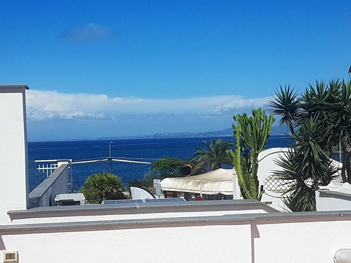La Terrazza Dell^Ippocampo #Seaview Apartment イスキア島 エクステリア 写真